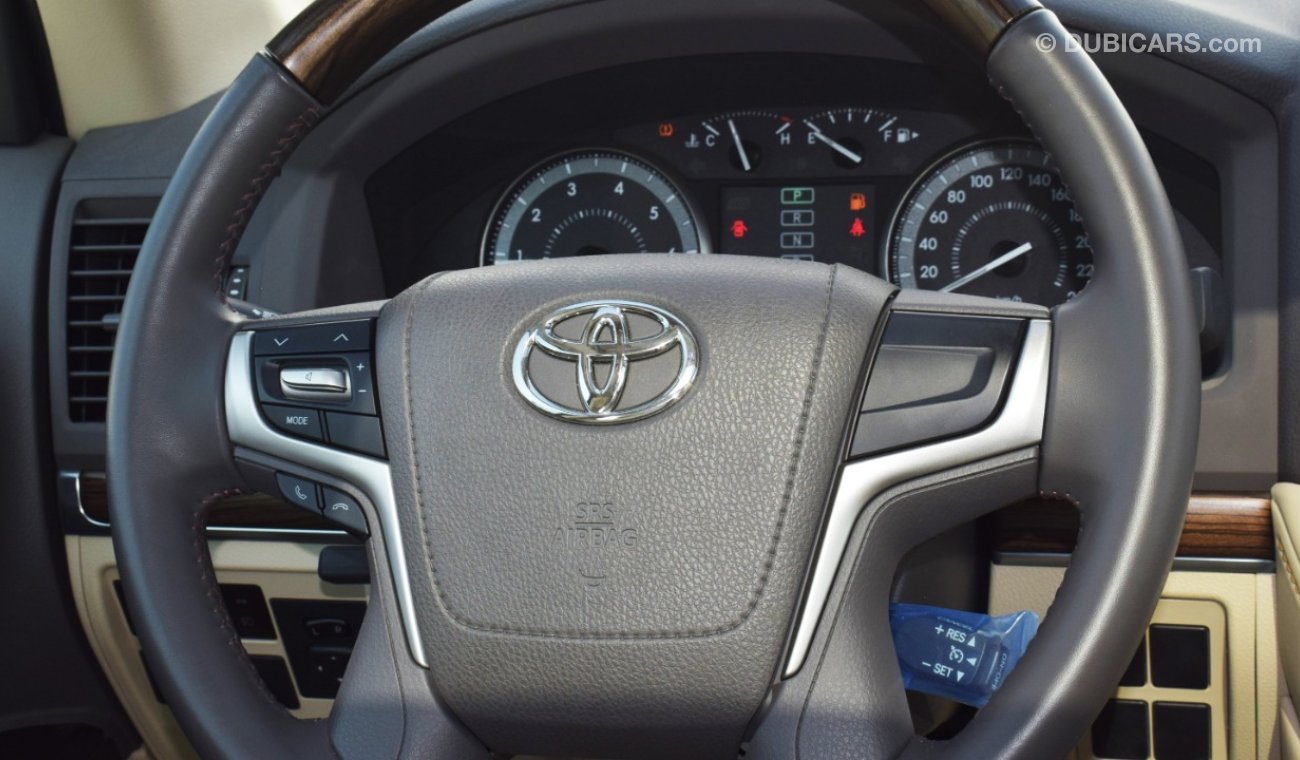 Toyota Land Cruiser (BEST OFFER) Land cruiser 4.0L GXR 2019 Brand new GCC full option