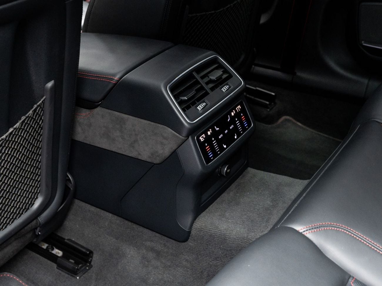 أودي RS6 BUY NOW, PAY 2027 | THE BLACKLINE STANDARD | June 2028 Audi Warranty, GCC