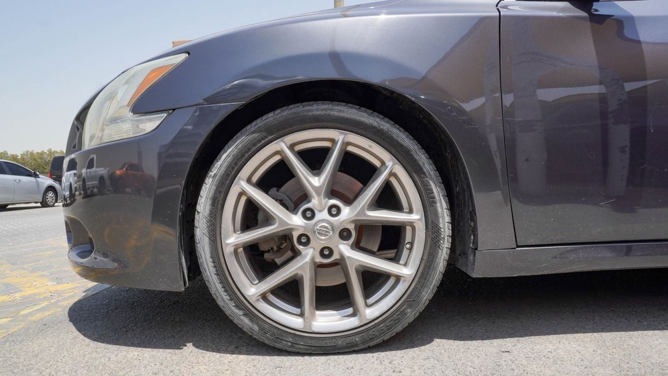 نيسان ماكسيما