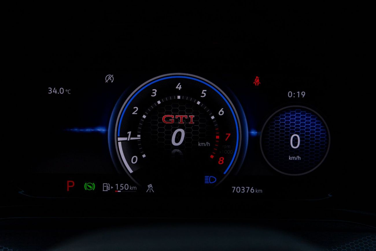 فولكس واجن جولف GTI Leather 2.0L