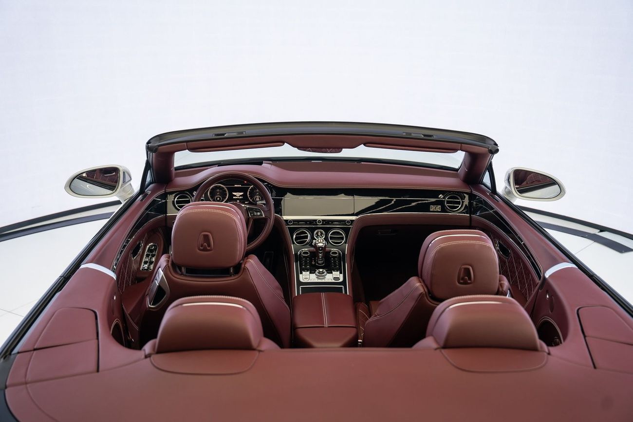 بنتلي كونتيننتال جي تي سي Bentley GTC W12 First Edition