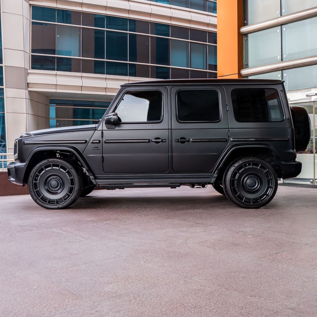 مرسيدس بنز G 63 AMG STD