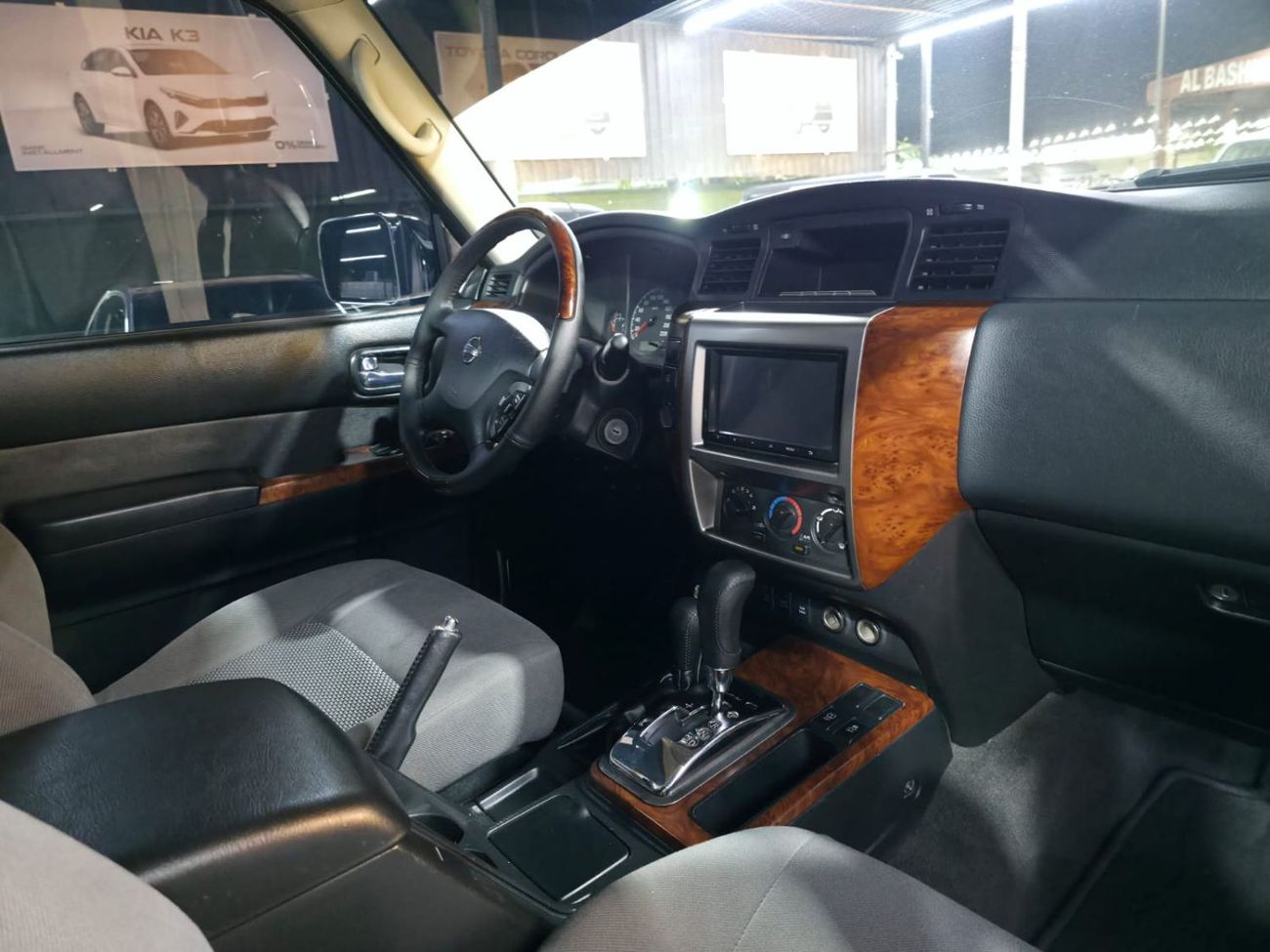 Nissan Patrol Safari Safari 4.8L A/T