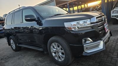 Toyota Land Cruiser VXR V8 Engine Diesel Engine RHD Full Option