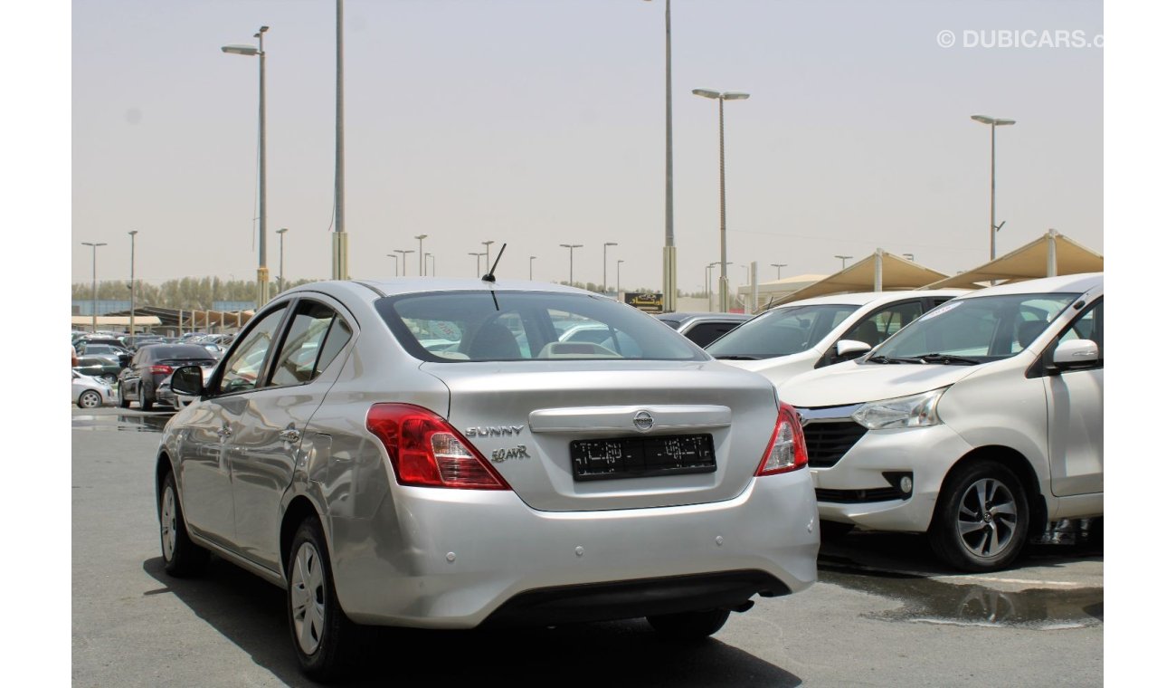 Nissan Sunny S ACCIDENTS FREE - GCC - CAR IS IN PERFECT CONDITION INSIDE OUT