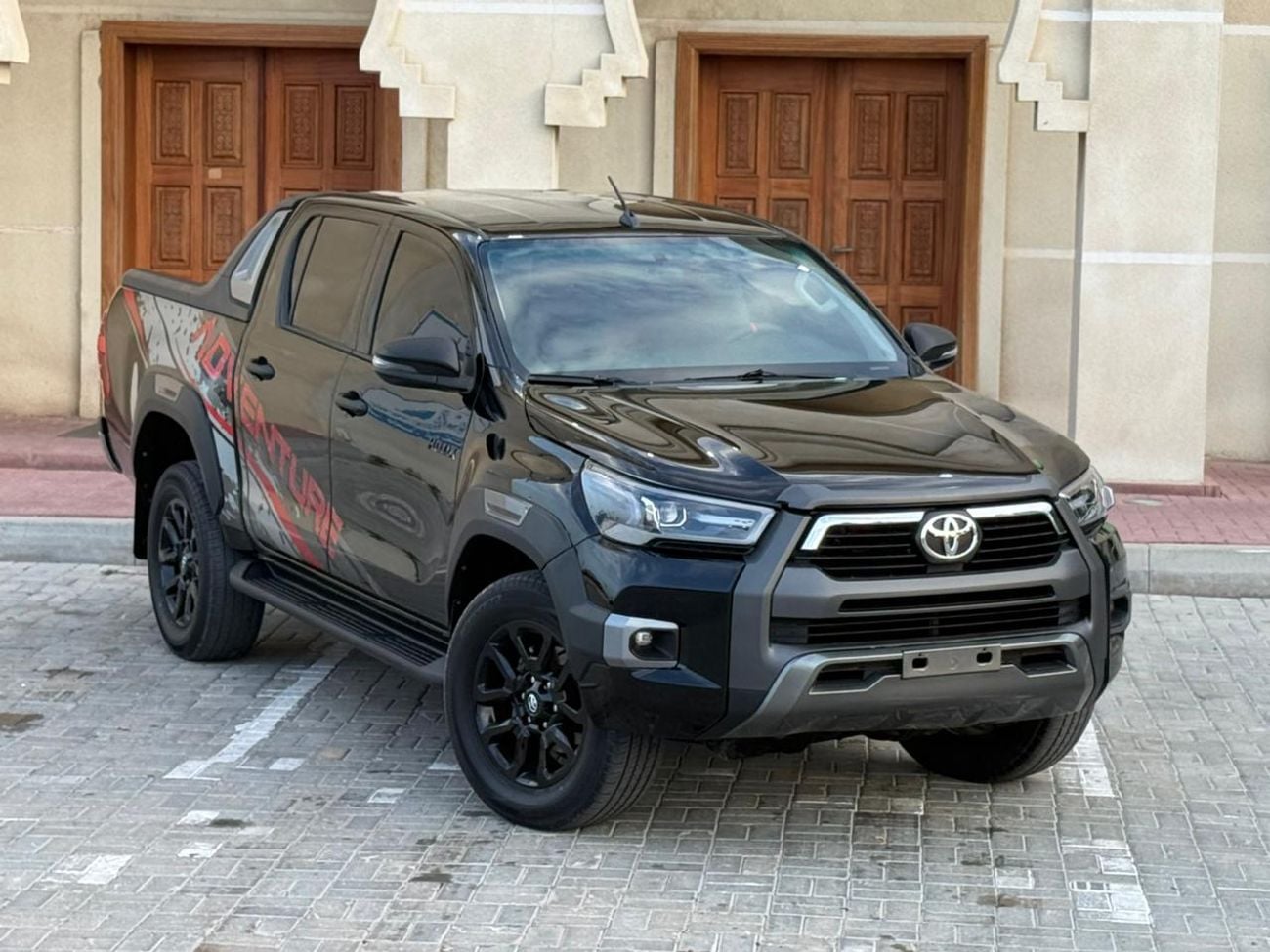 تويوتا هيلوكس Modified to Adventure LHD 2.7L V4 2TR Petrol engine push start Original Power Window Automatic trans