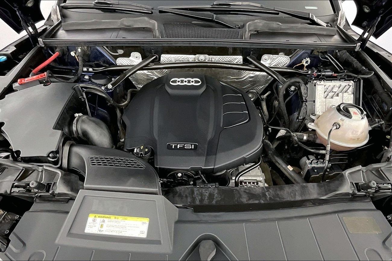 Infiniti Q50 Premium / Luxe | Guaranteed Warranty | 0 Down Payment