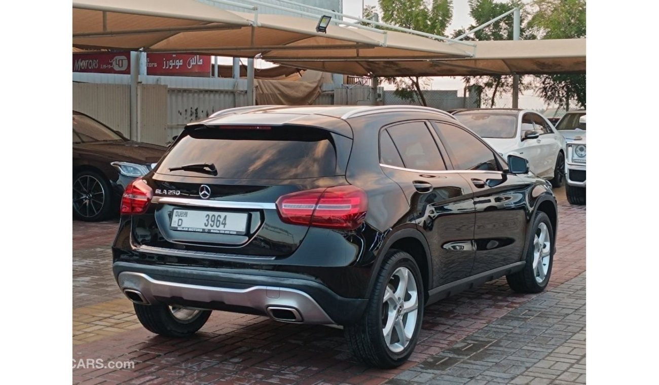 مرسيدس بنز GLA 250 Std