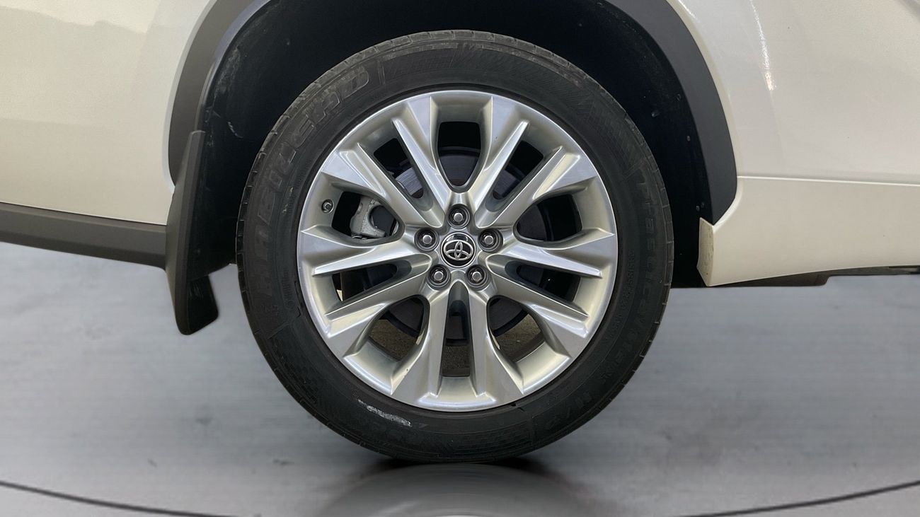 تويوتا هايلاندر VXR | شامل الضمان | 0 ﺪﻔﻋﺓ ﺃﻮﻟﻯ