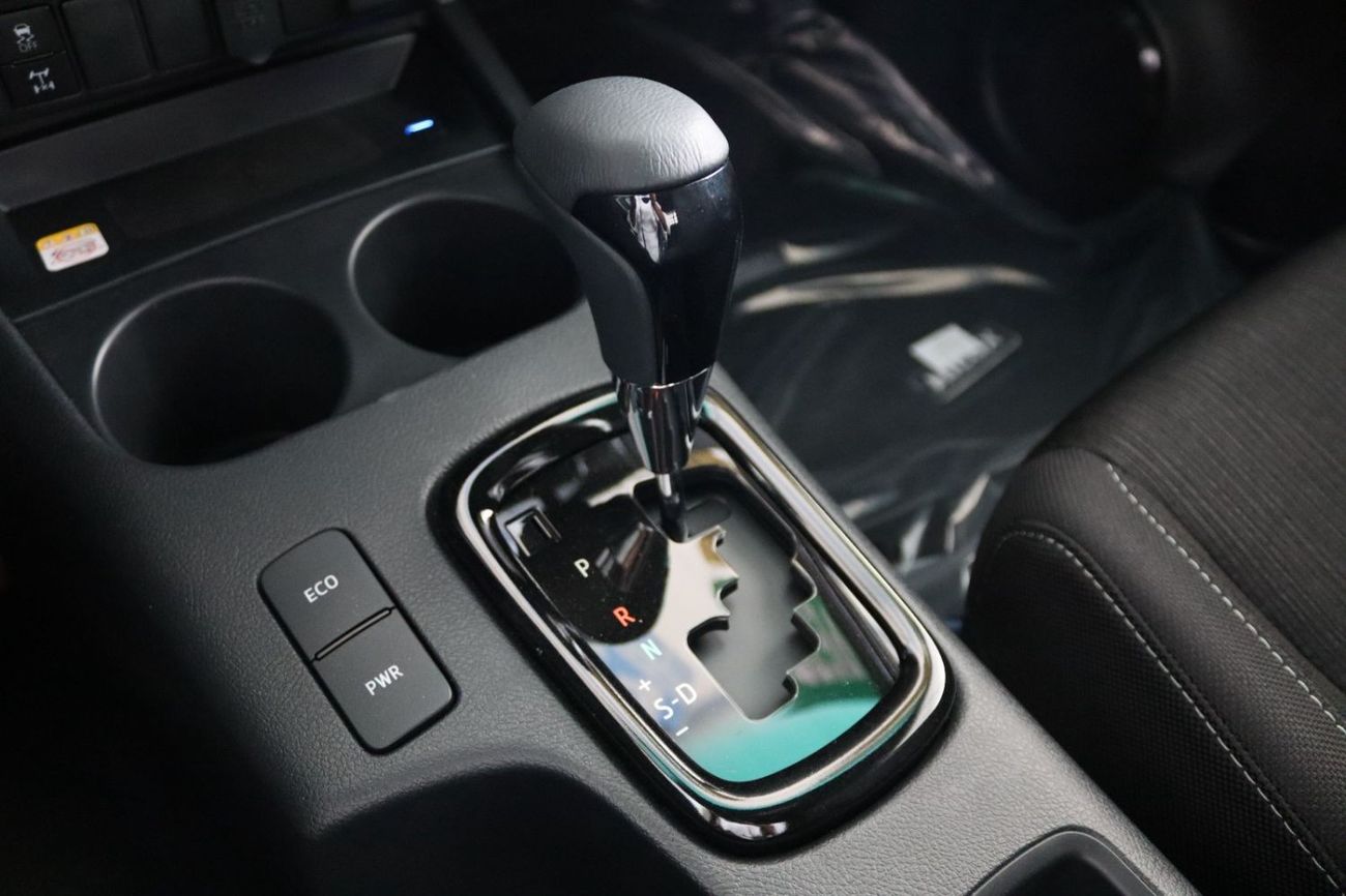 Toyota Hilux 2025 TOYOTA HILUX ADVENTURE 4.0 V6 **EXPORT ONLY**التصدير فقط خارج الخليج***