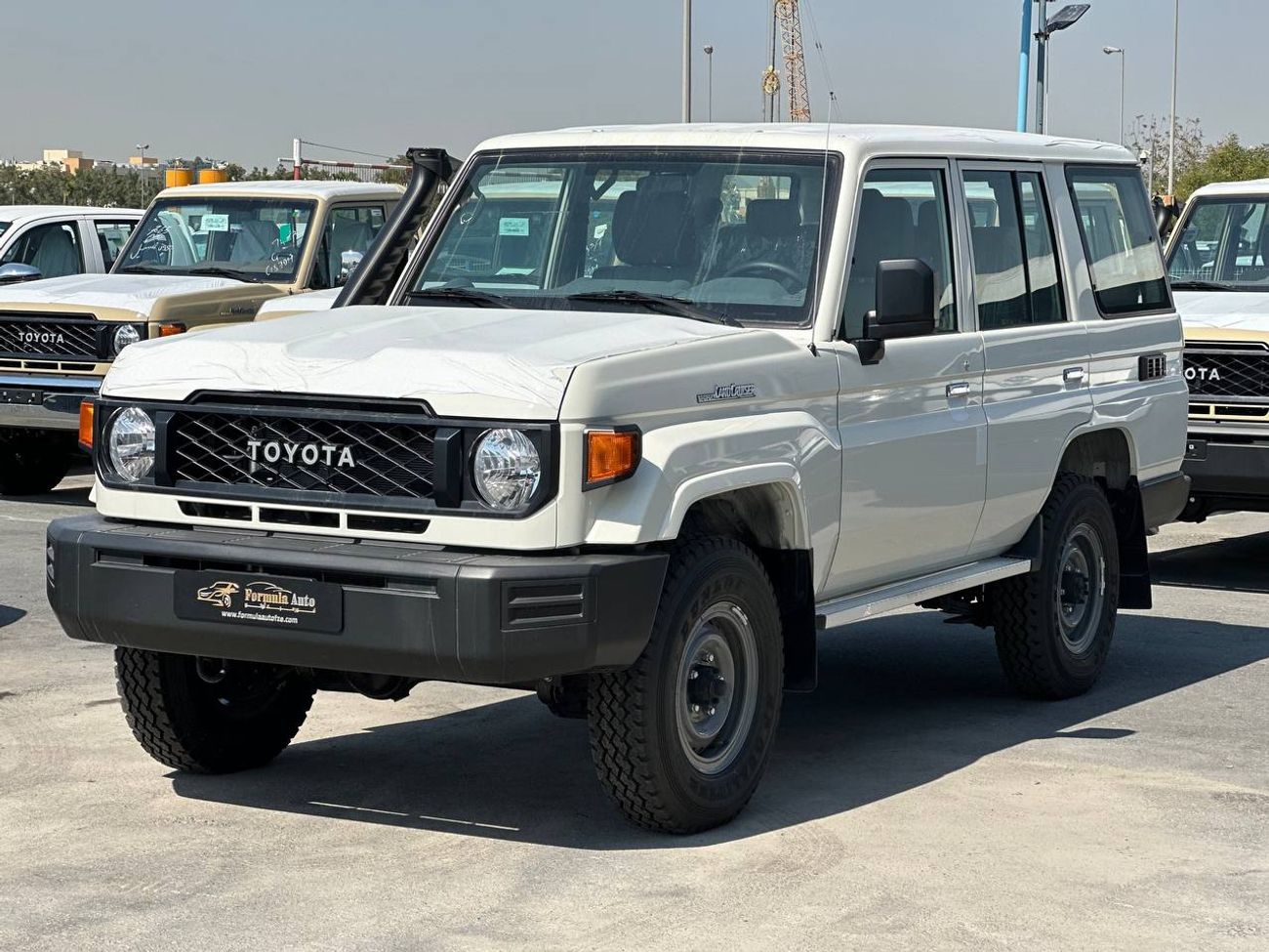 Toyota Land Cruiser 70 LC76 4.2L DSL M/T // 2025 // STD Option With Power Windows , 9 Seats // Special Offer // By Formula