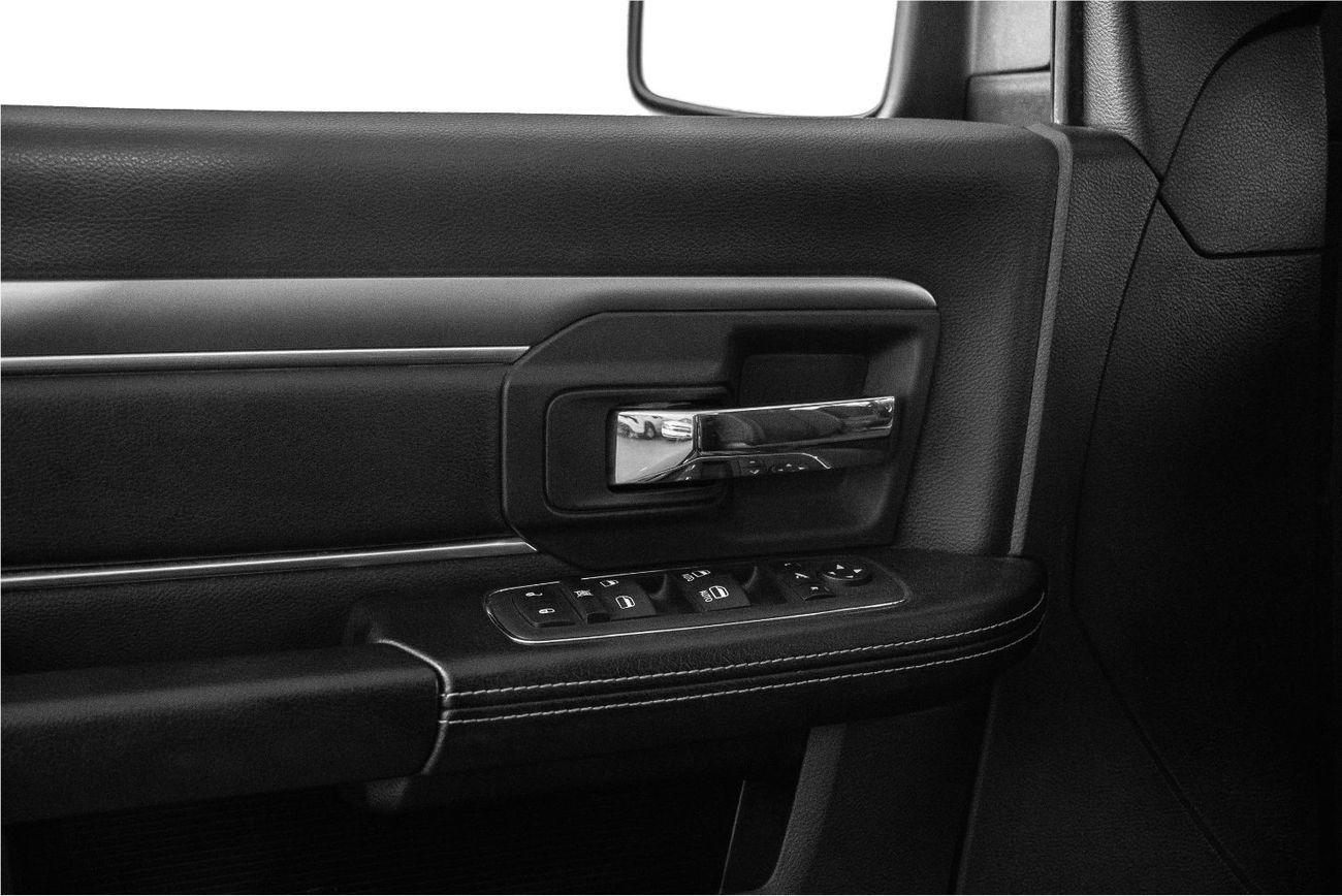 رام 1500 Warlock V8 / Full Service History