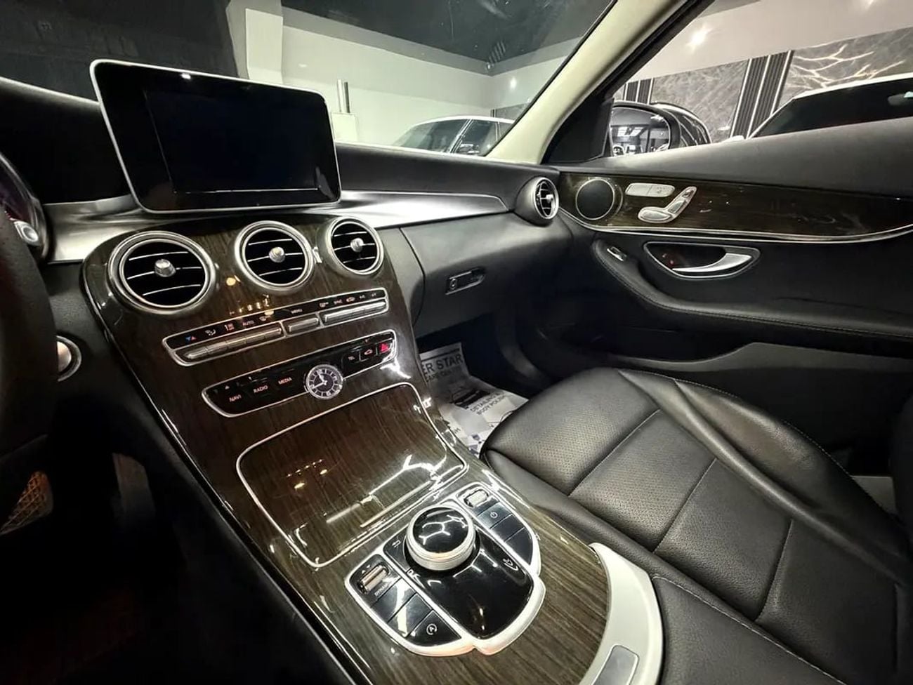 Mercedes-Benz C 300 AMG Pack 2.0L