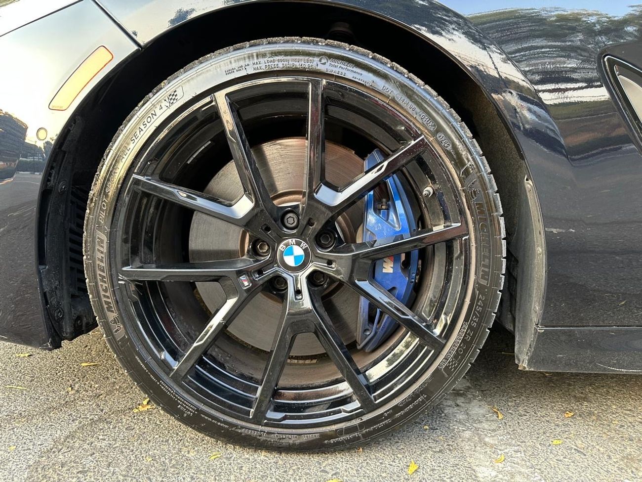 بي أم دبليو M850i