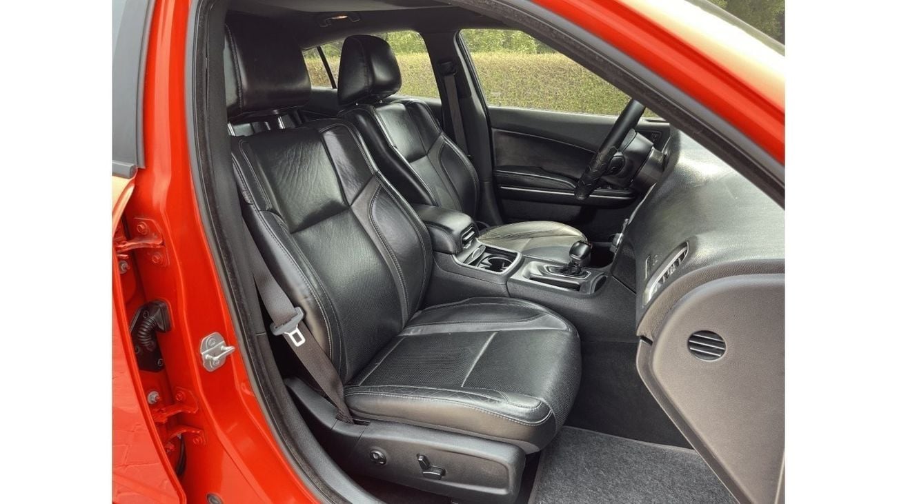 Dodge Charger 3.6L SXT (Base) Dodge Charger Sxt 2019 Orange 3.6L vin: 2C3CDXBG7KH696279