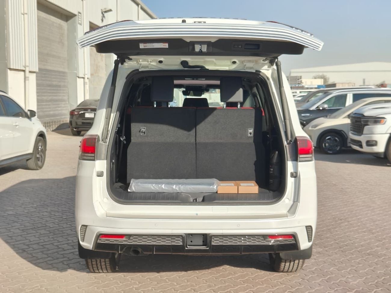 تويوتا لاند كروزر 2026 Toyota Land Cruiser LC300 VXR Full-Option with Radar 3.3L V6 Twin Turbo Diesel A/T Export Only