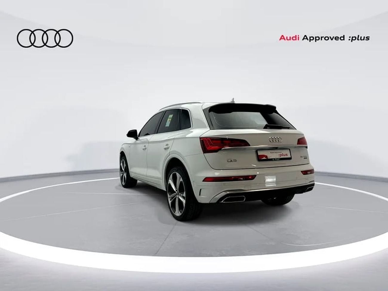 أودي Q5 45 TFSI S-LINE