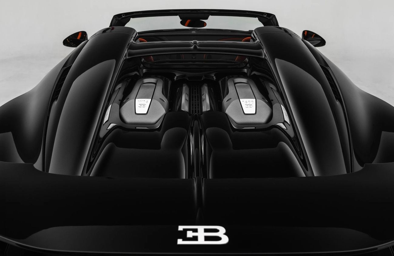 بوغاتي Mistral 8.0L W16 Quad-Turbocharged Engine