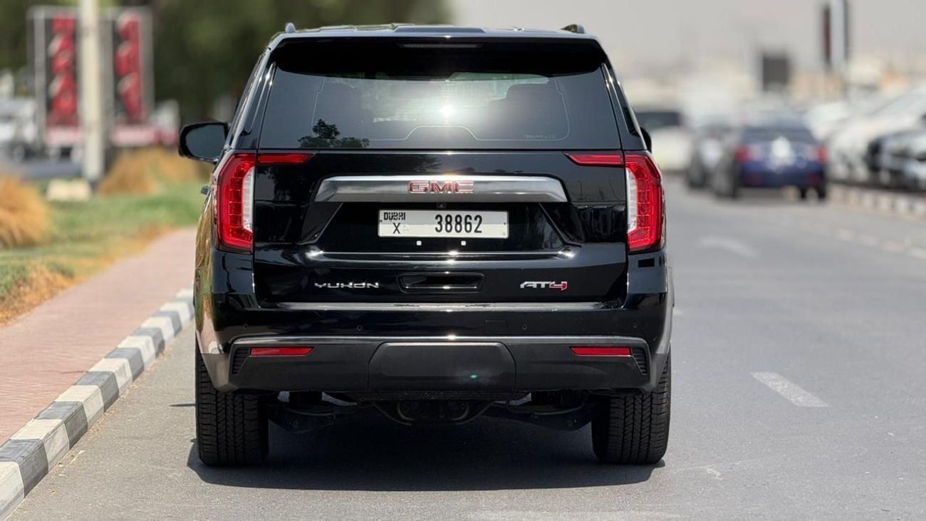 GMC Yukon 5.3 V8 AT4 (AWD)