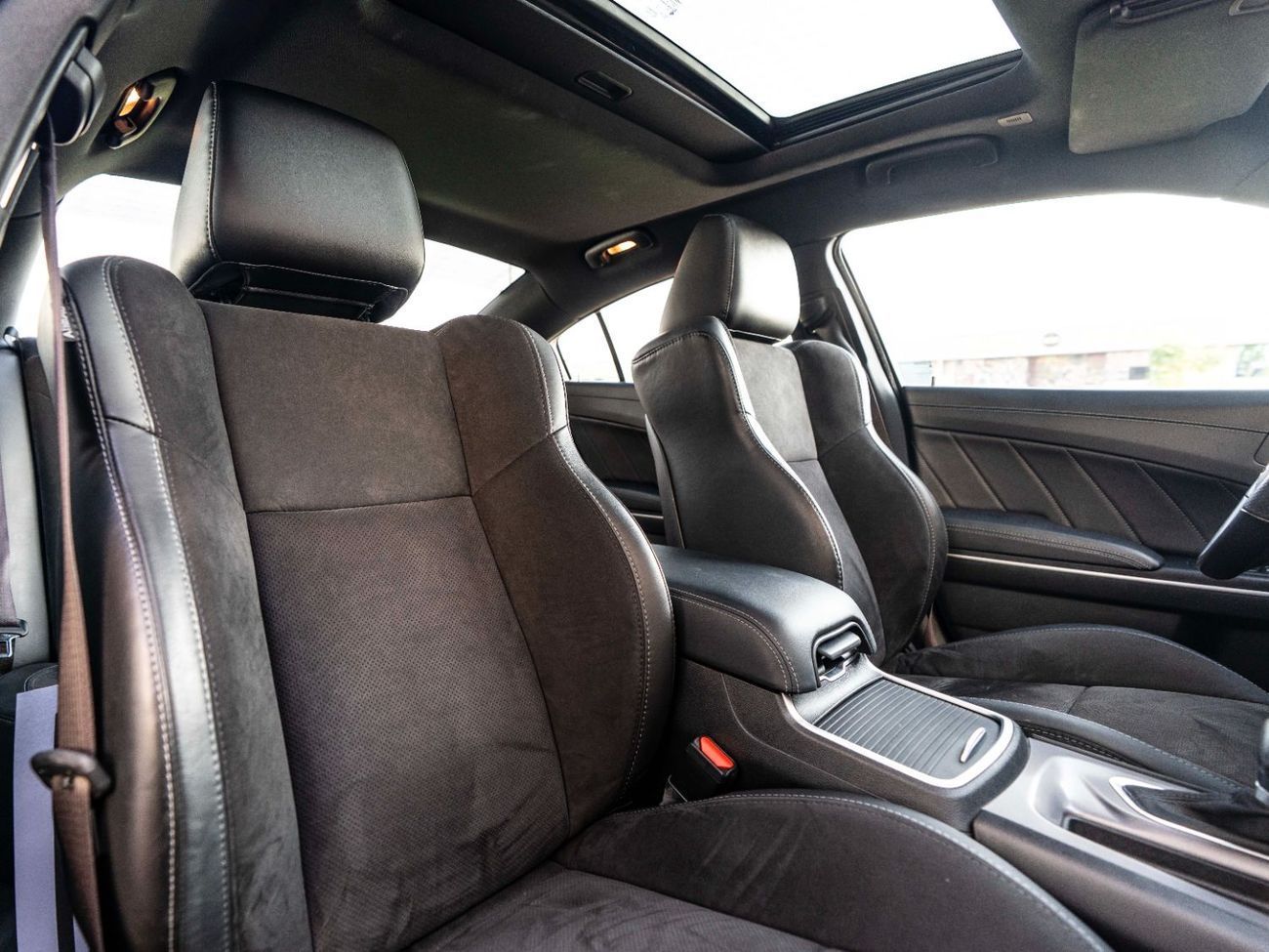 دودج تشارجر R/T Max 5.7L