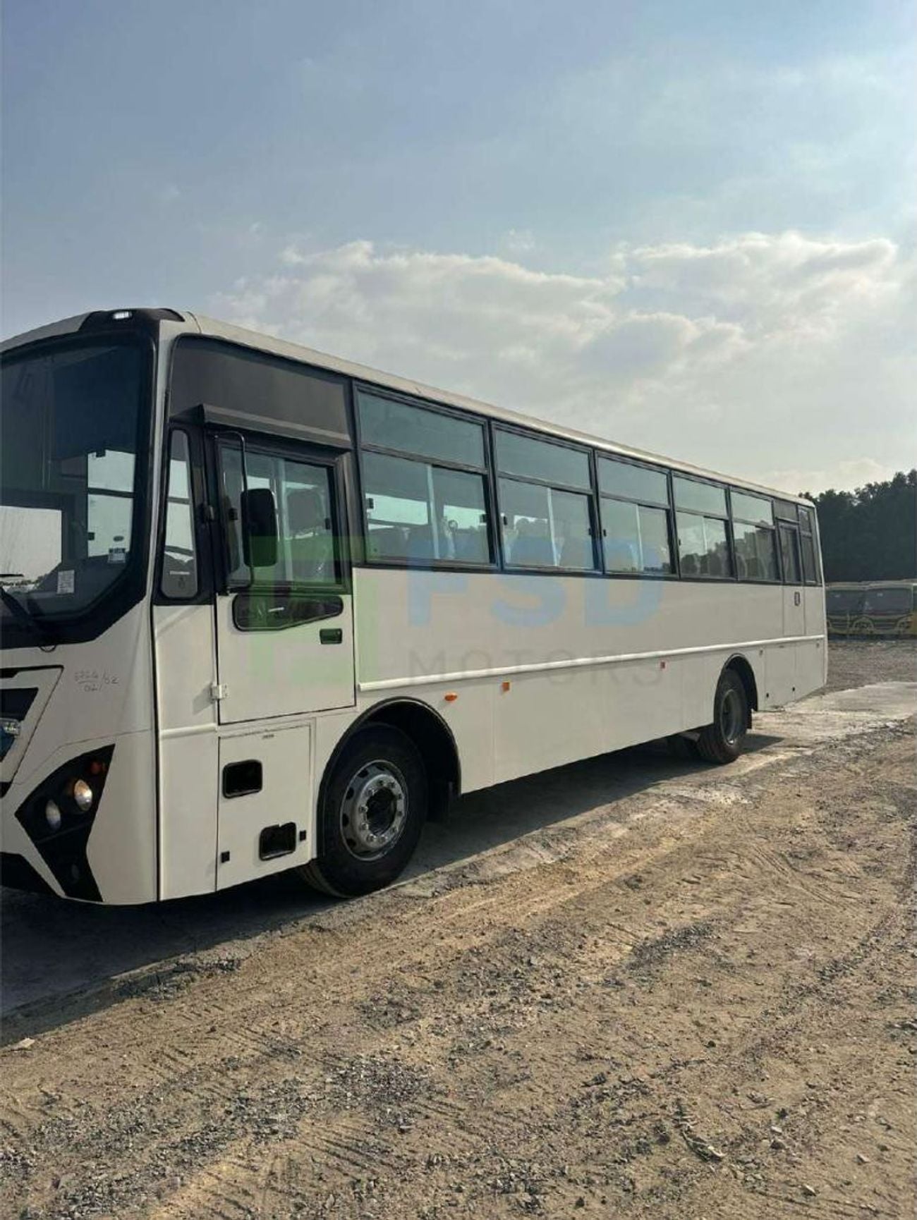 Tata LPO 1618  TATA LPO 1618 BUS MY-2026