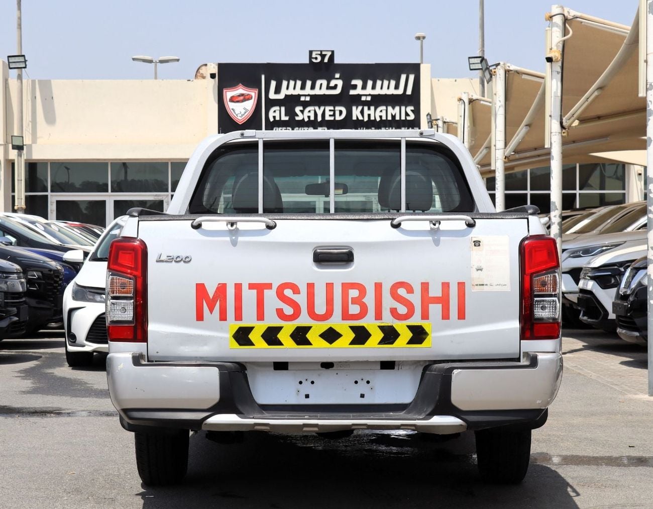 ميتسوبيشي L200 GL خالية من الحوادث - خليجية - دفع ثنائي - حالة ممتازة من الداخل والخارج