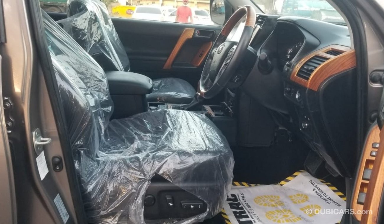 تويوتا برادو 2018 VXL 4x4 Diesel 2.8Cc Sunroof, Electric & Leather Seats, Premium Condition, 7 Seater