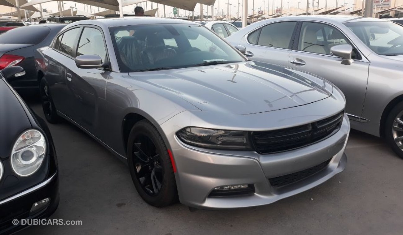 Dodge Charger 2015 Gulf specs full options clean car in excellent condition