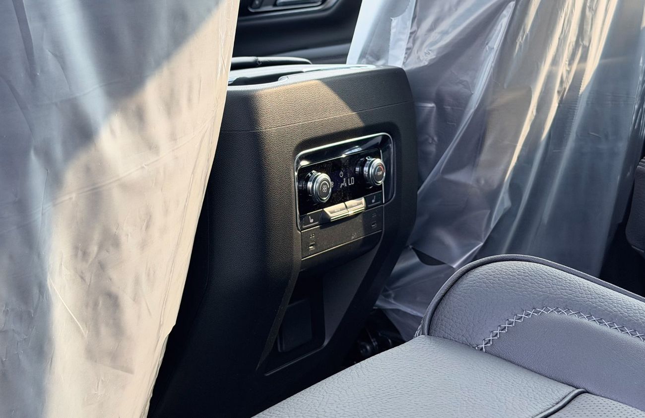 جي أم سي يوكون Denali 2025 2.7L (EXPORT ONLY)