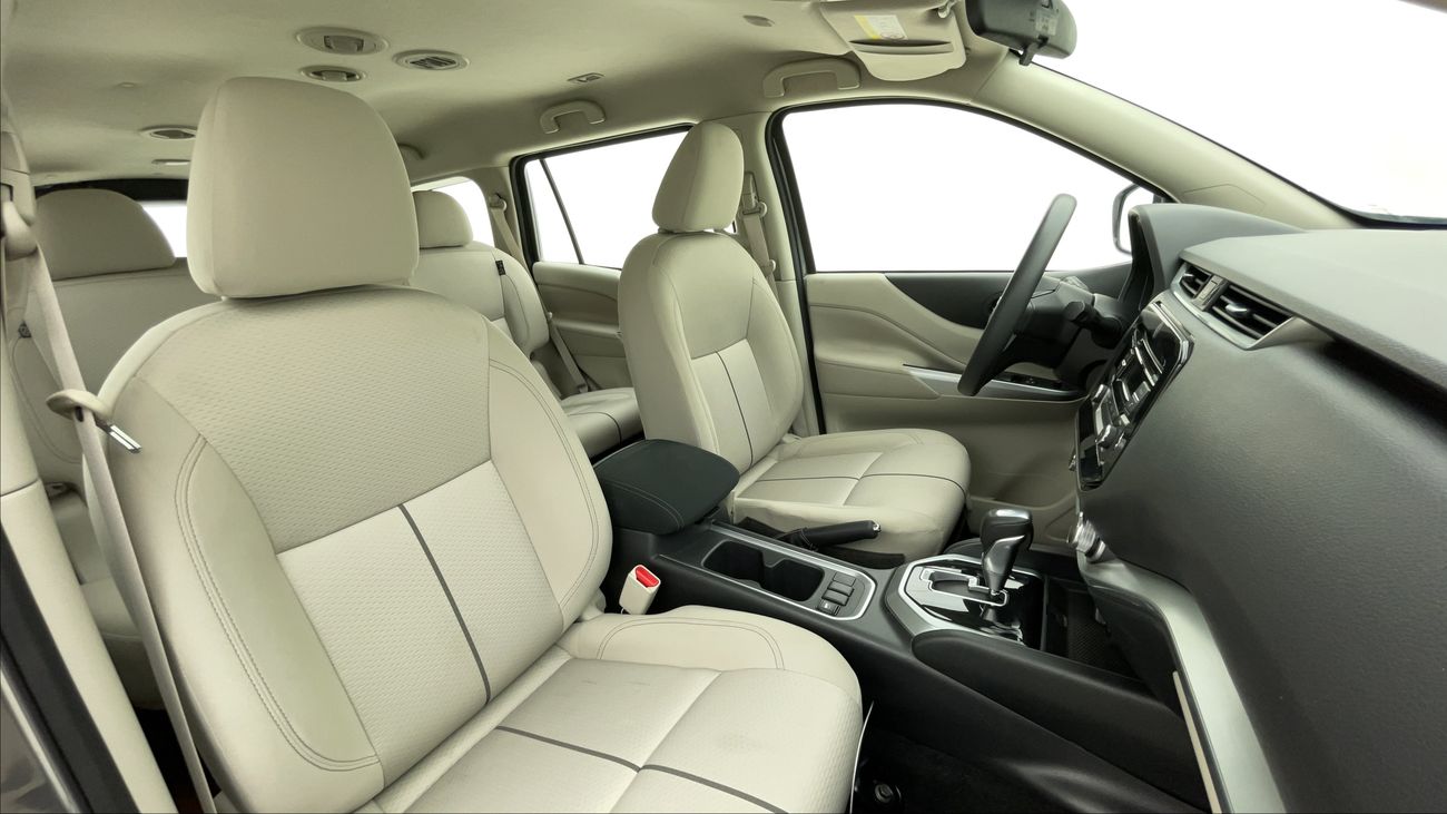 نيسان إكستيرا SE 2.5 | بدون دفعة مقدمة | اختبار القيادة في المنزل