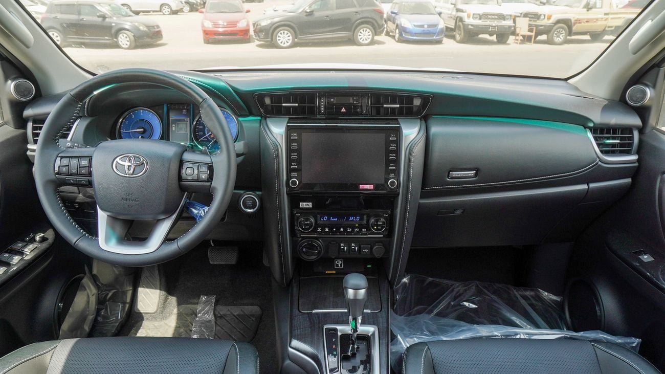 Toyota Fortuner SR5 4.0L V6