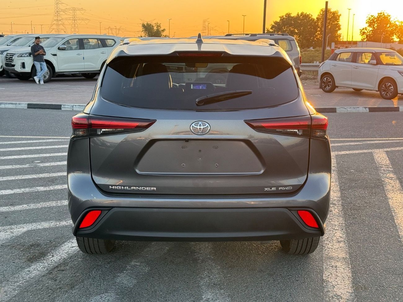 Toyota Highlander 2024 TOYOTA HIGHLANDER XLE 4x4 FULL. OPTIONS IMPORTED FROM USA