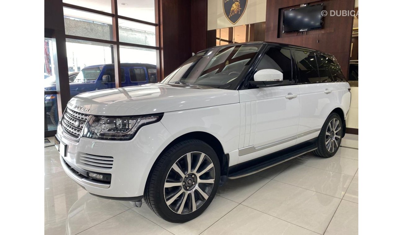 Land Rover Range Rover Vogue HSE Excellent Condition 2014