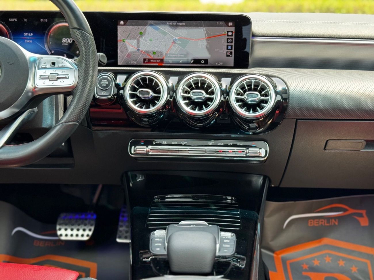 Mercedes-Benz A 200 Premium 2.0L