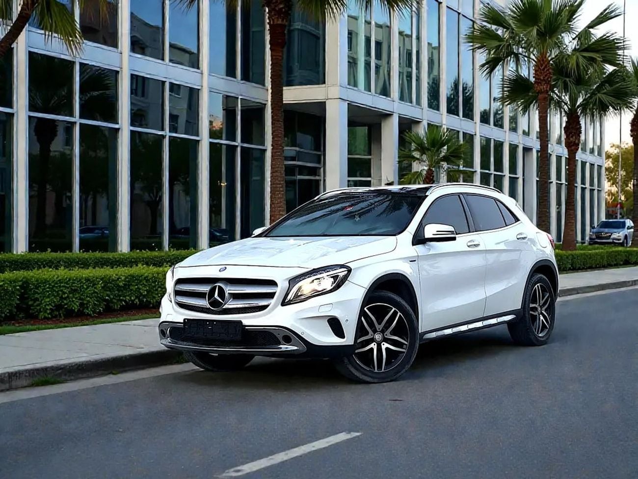 Mercedes-Benz GLA 250 1393 P.M | | GLA250 | 2.0L | | GCC | EXCELLET CONDITION