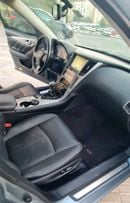 Infiniti Q50 Premium 2.0L