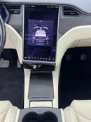 تسلا موديل اكس 75D 2018 Tesla Model X, Full Service History, Carbon Fiber Package, Excellent Condition, GCC