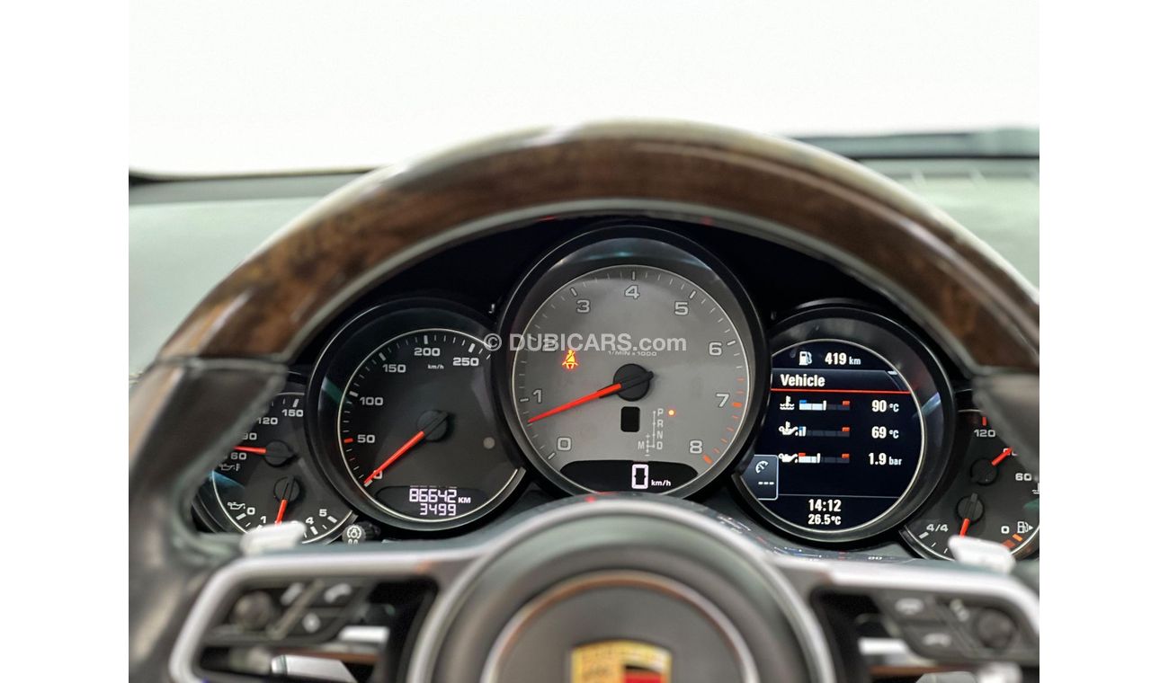 Porsche Cayenne 2017 Porsche Cayenne Platinum S, Warranty, Full Service History, Full Options, GCC