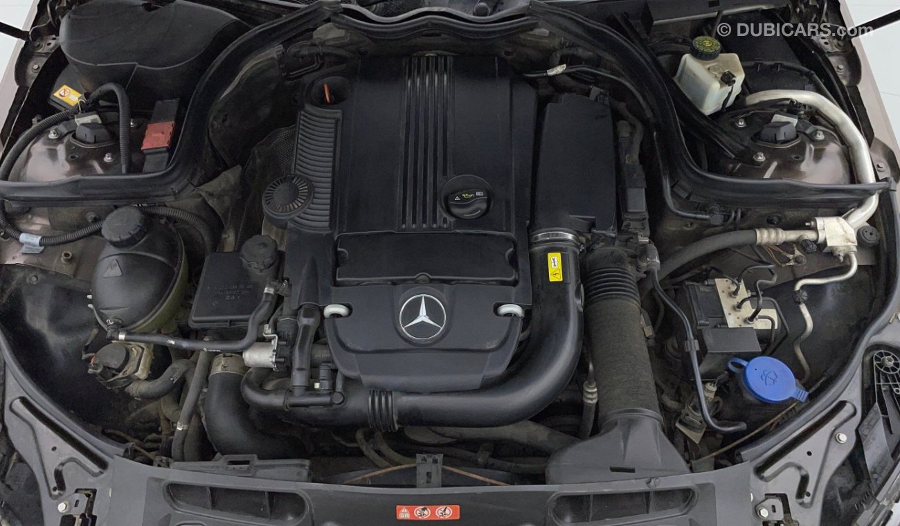 Mercedes-Benz C200 ELEGANCE 1.8 | Zero Down Payment | Free Home Test Drive