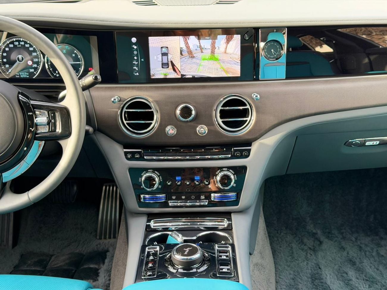 Rolls-Royce Ghost 6.75T Extended Wheelbase