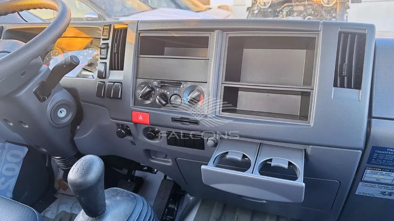 Isuzu NPS ISUZU NPS 71H 4.6L CHASSIS 4X4 MT