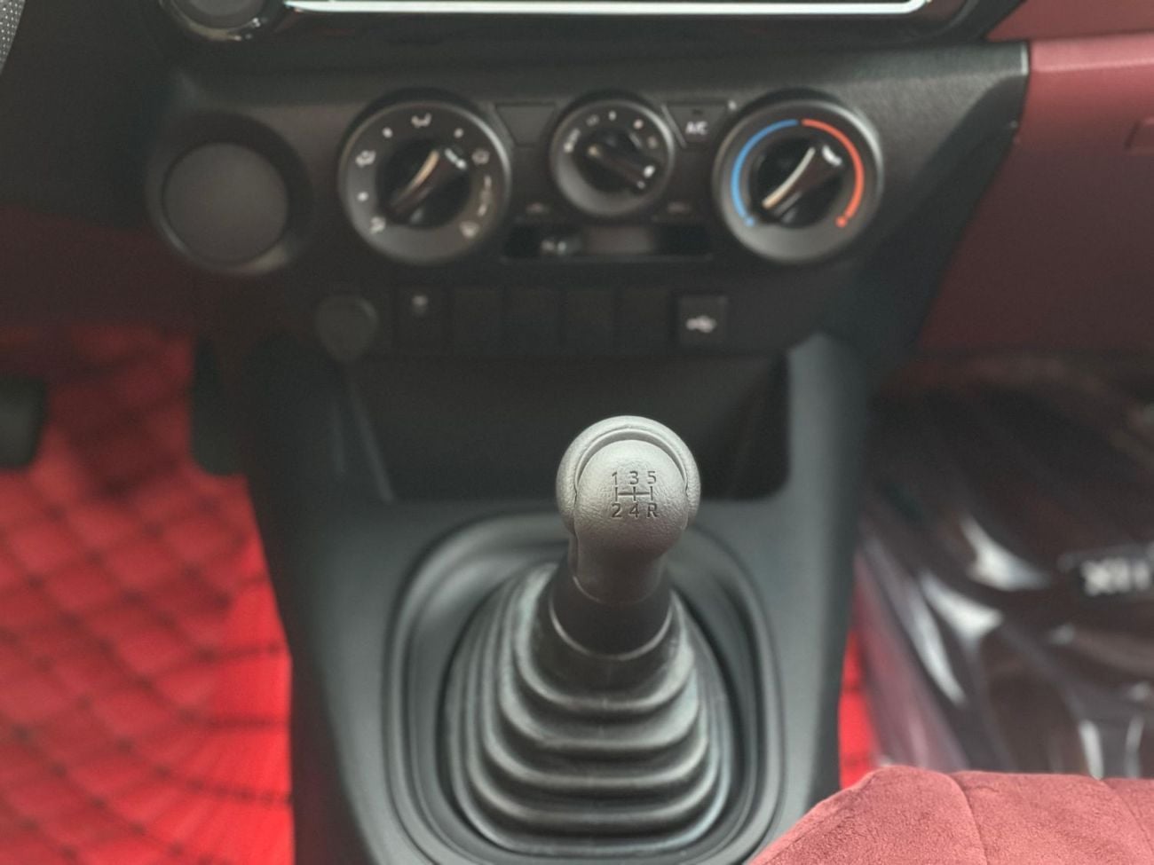 Toyota Hilux Toyota hilux 2.0 manual transmission