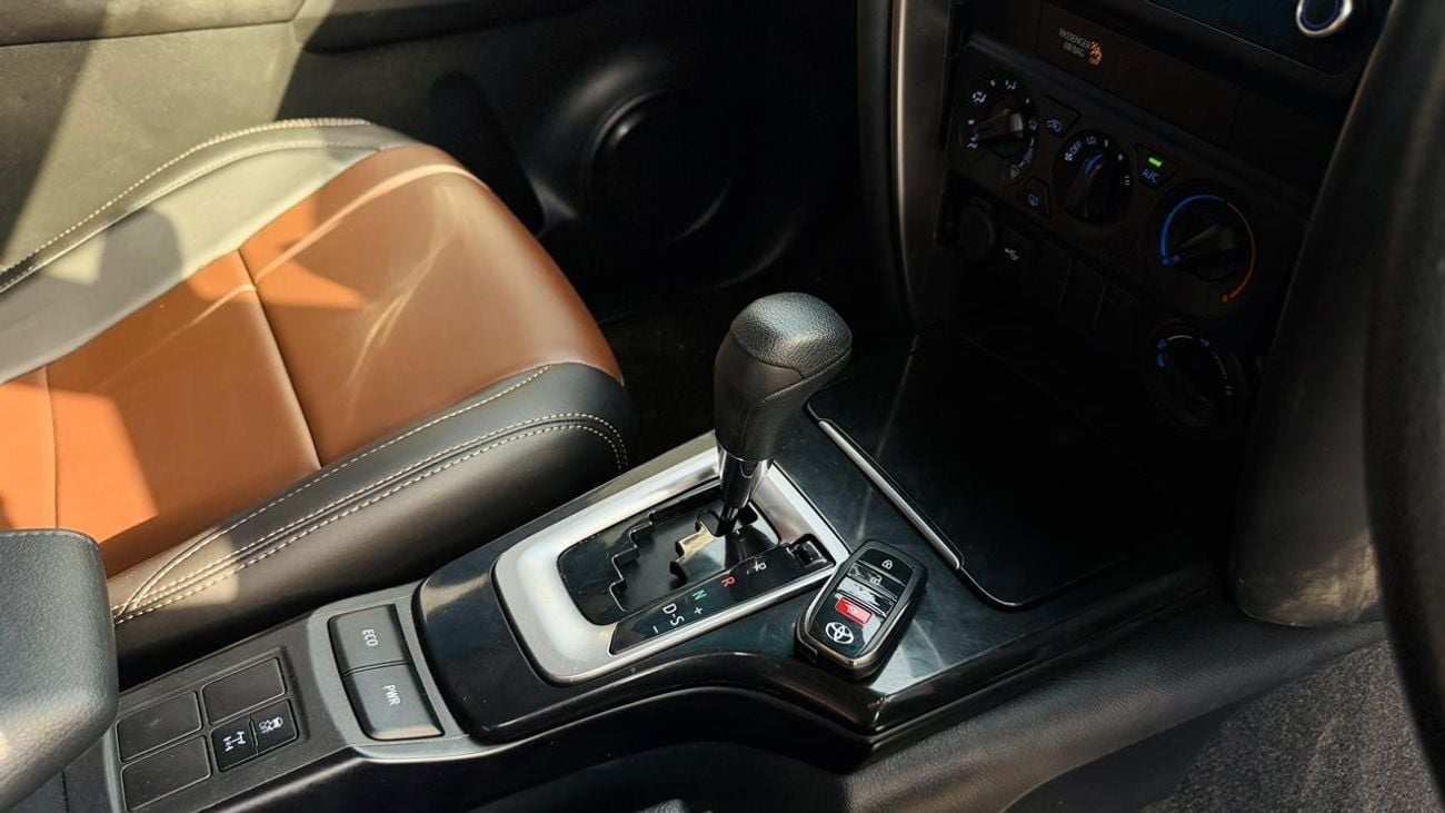 Toyota Fortuner 2024| 2.8L DIESEL ENGINE | AT | RHD | PUSH START ENGINE | PREMIUM LEATHER SEATS | CRUISE CONTROL | P