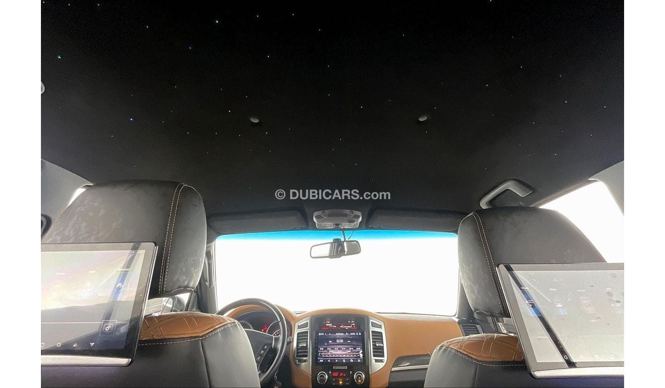 Mitsubishi Pajero Signature Edition