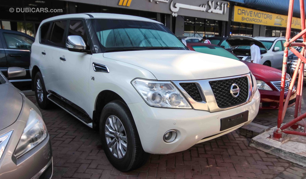 Nissan Patrol SE