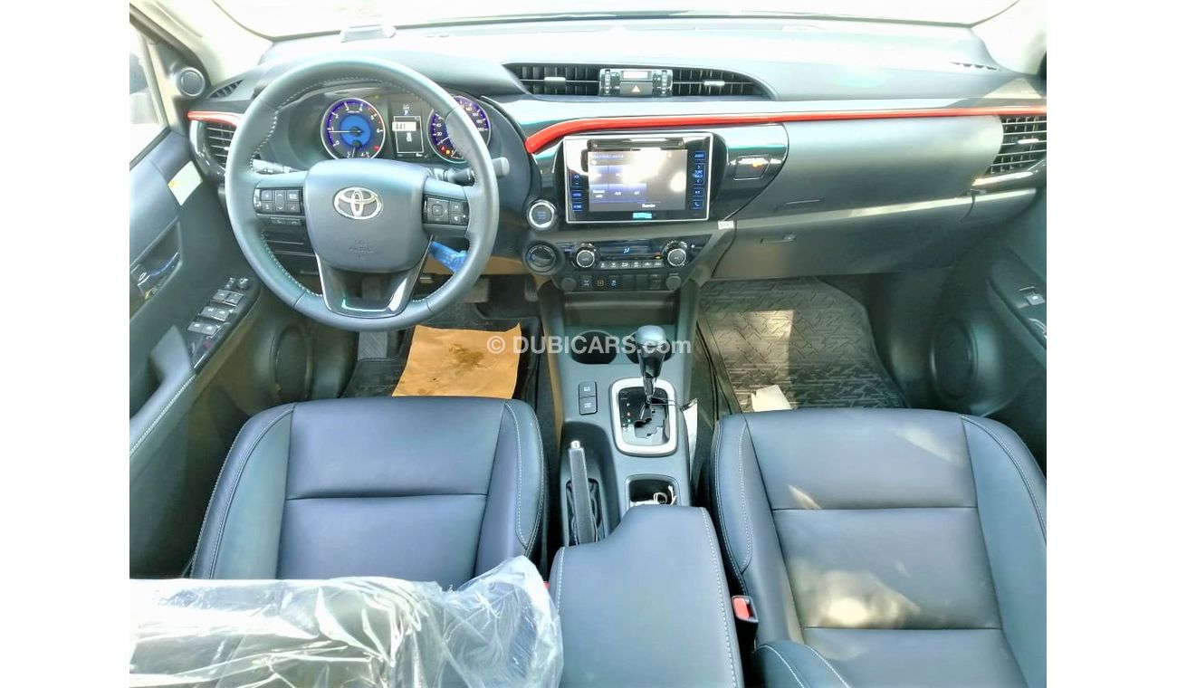 تويوتا هيلوكس هاي لوكس ريفو