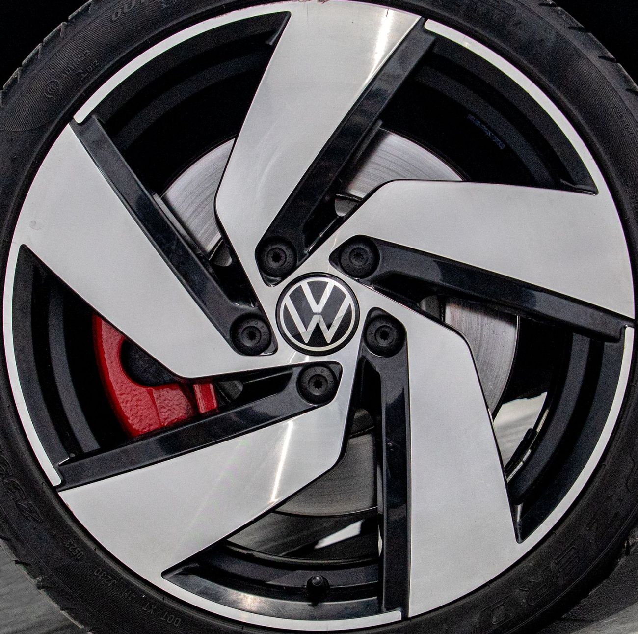 فولكس واجن جولف GTI