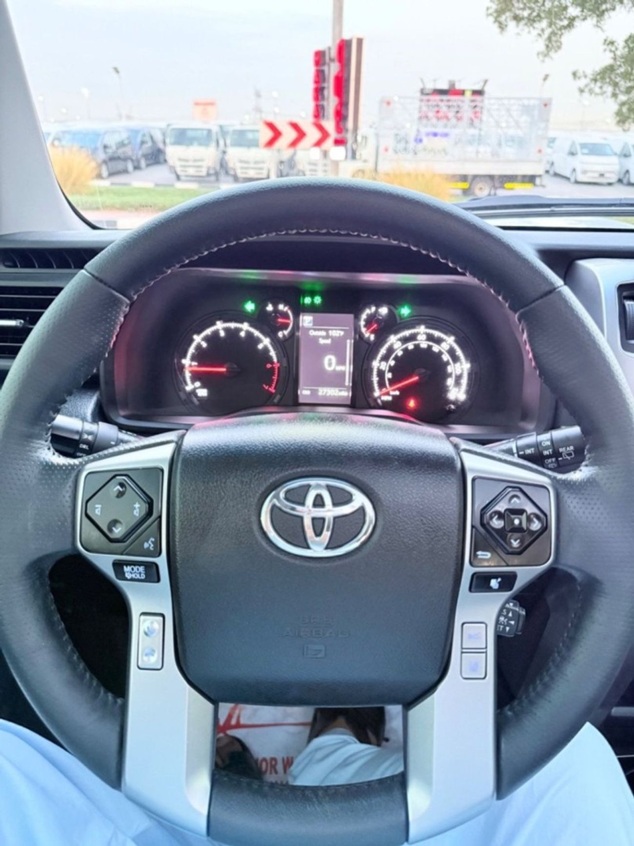 Toyota 4Runner 7 Seat Sunroof 4x4 Full option