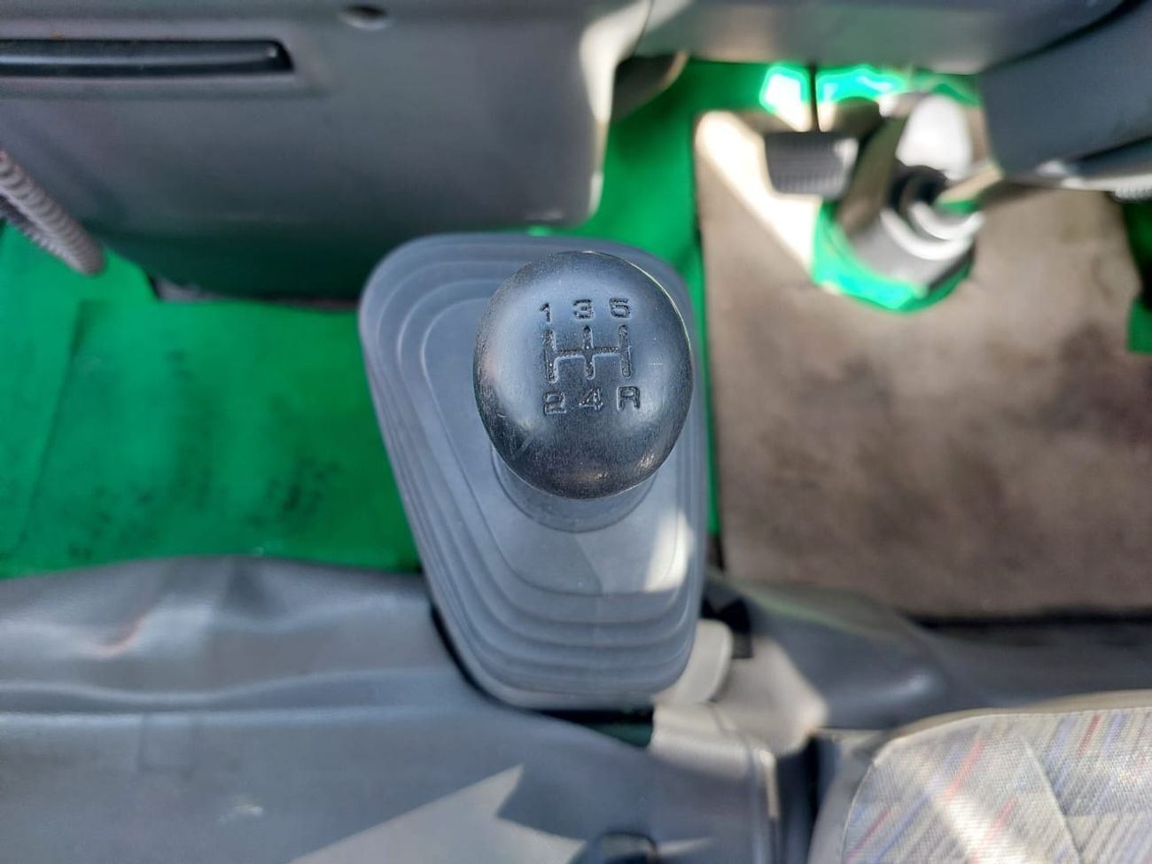 Nissan Civilian NISSAN CIVILIAN BUS RHD 2001 MODEL 4.1 L DIESEL MANUAL(PM10179)