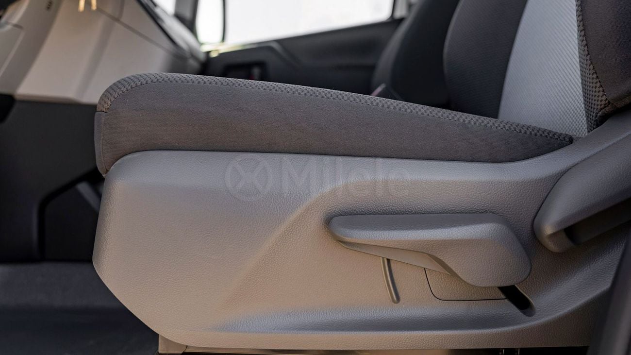 Toyota Hiace GL